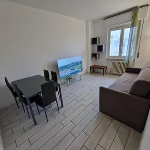  Appartamento Parkside Heaven Affori Italia